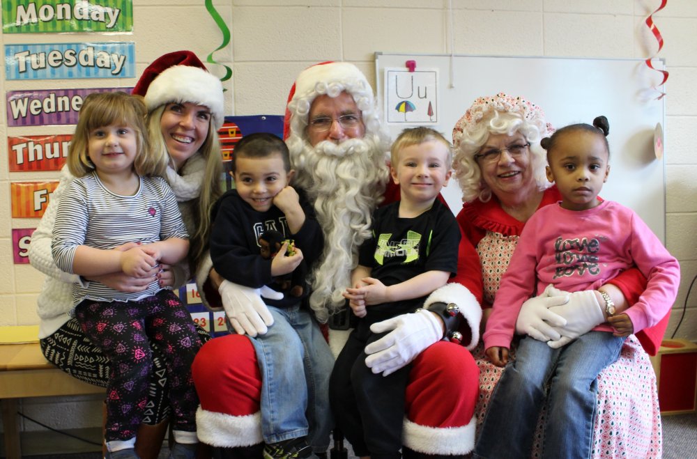 Santa and Mrs. Claus Visit ELBS